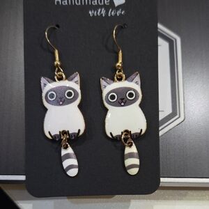 Handmade Cat Earrings - White and Gold